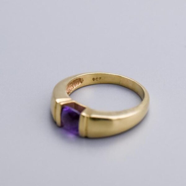 9K Gold Amethyst Ring