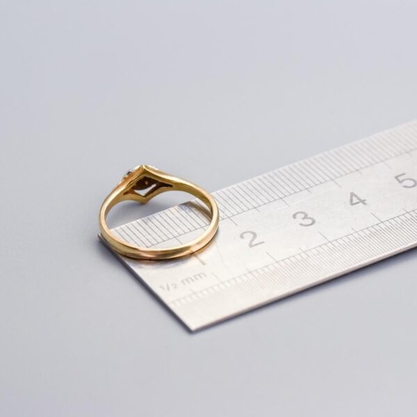 9K Gold Diamond Cluster Ring