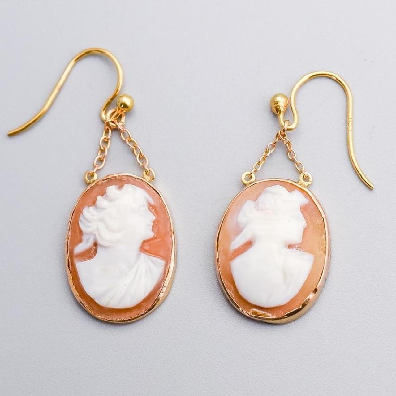 9K Gold Dangly Cameo Earrings