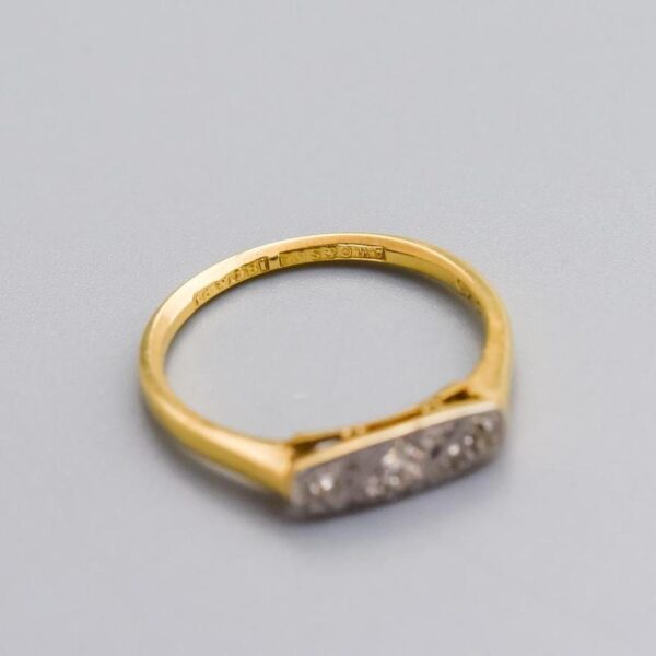 18K Gold Art Deco Diamond Ring
