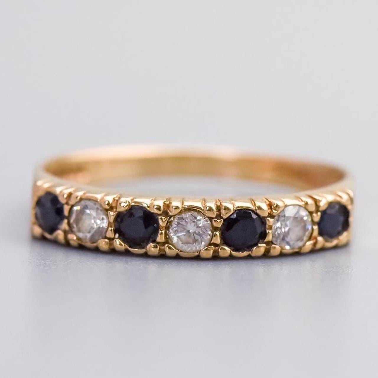 9K Gold Sapphire & CZ Ring