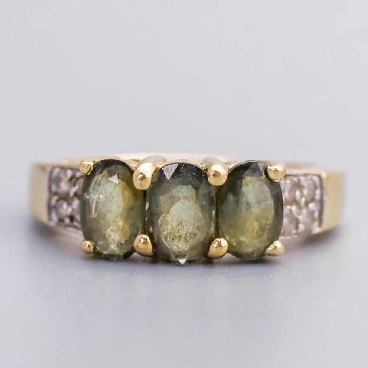 14K Gold Green Sapphire & Diamond Ring
