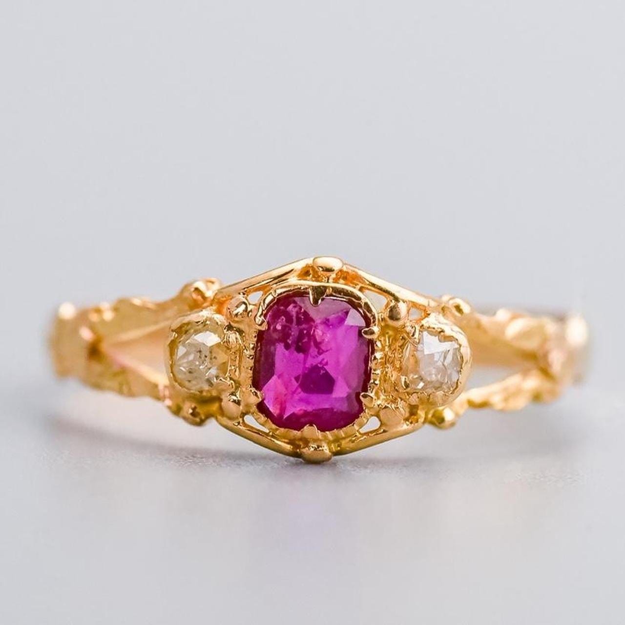 18K Gold Antique Ruby & Diamond Ring