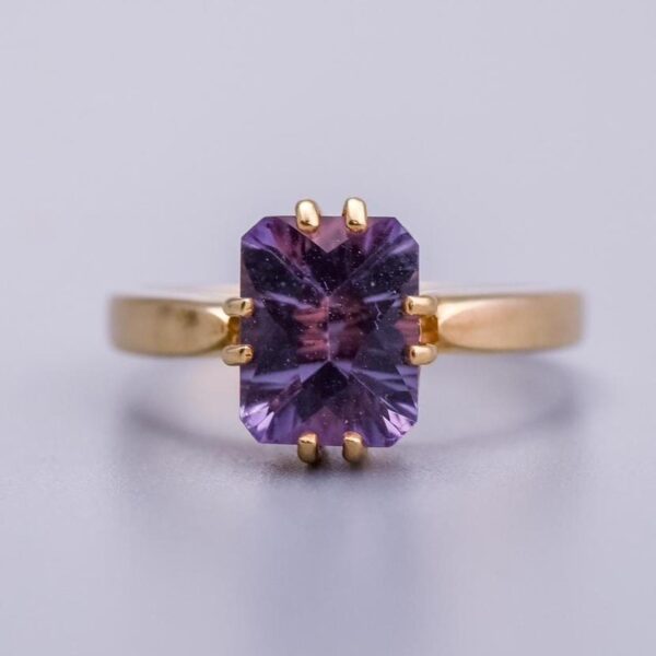 9K Gold Amethyst Ring