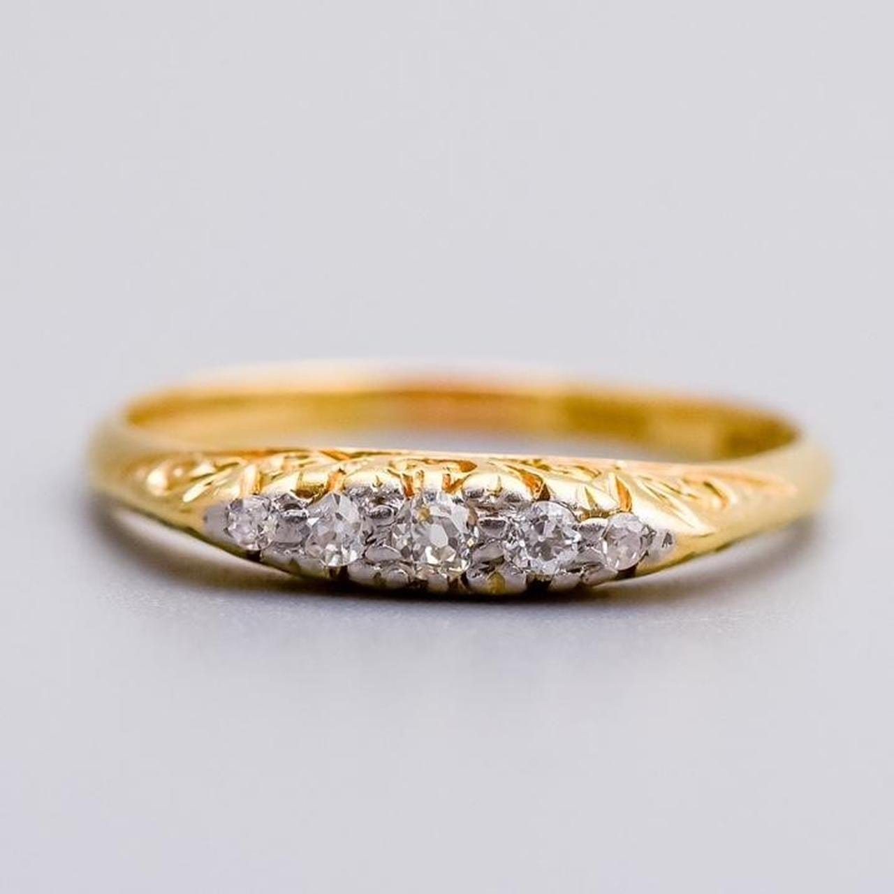 18K Gold Antique Five Stone Diamond Boat Ring