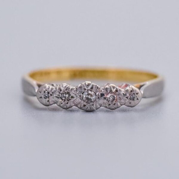 18K Gold Diamond Ring