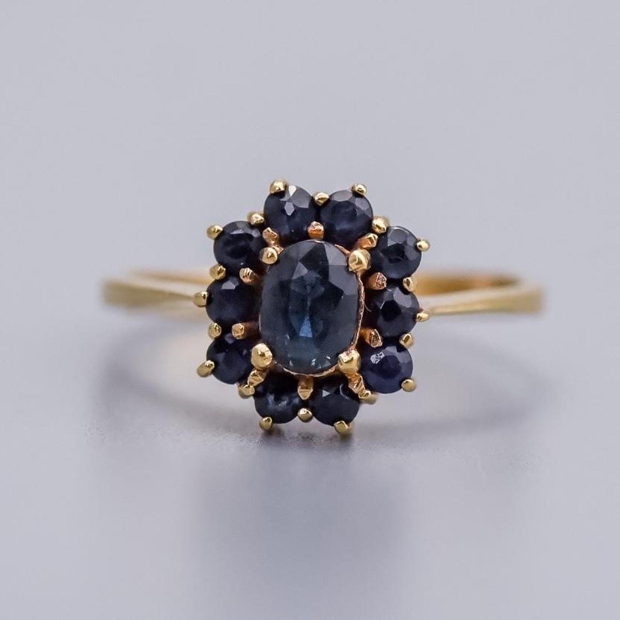 9K Gold Tourmaline Flower Ring