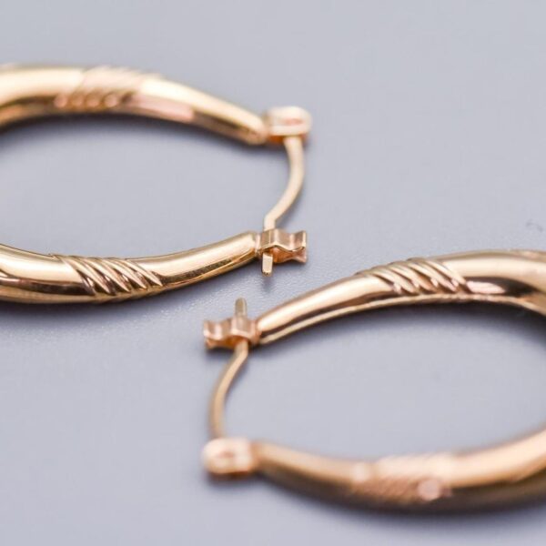 9K Gold Oval Hoops