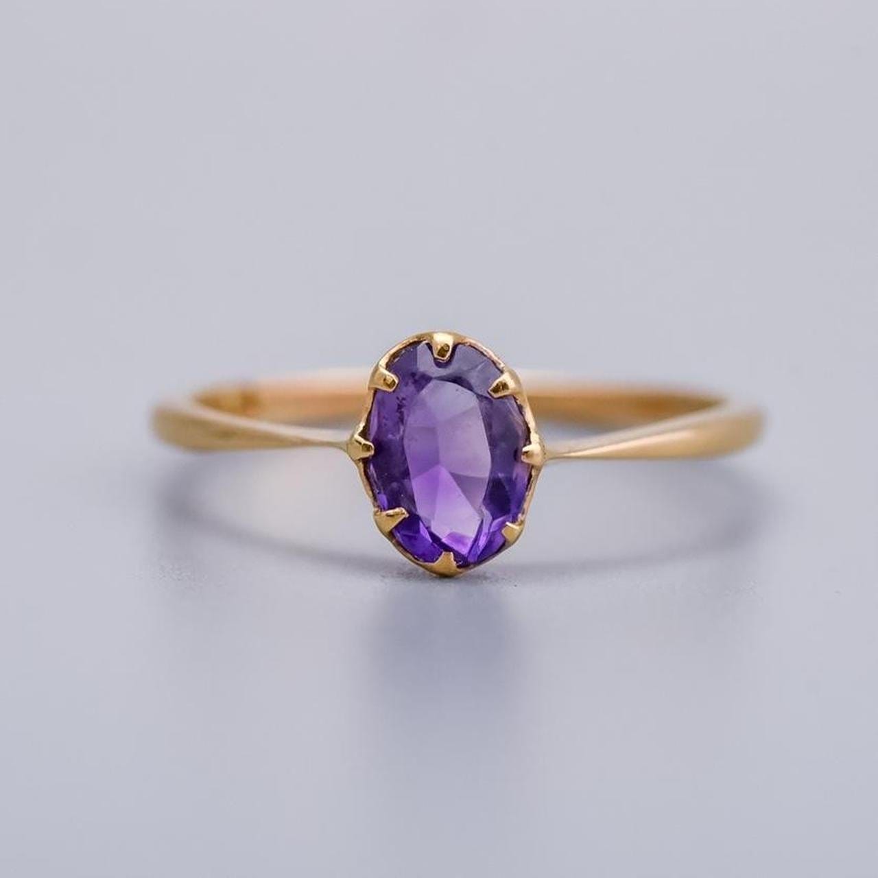 18K Gold Amethyst Ring
