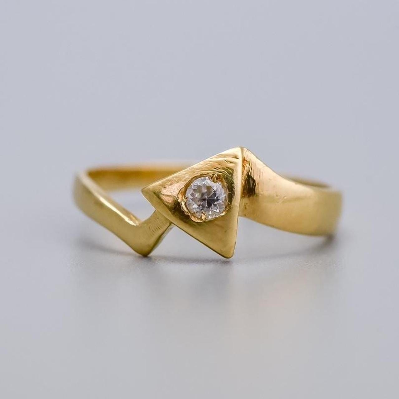 14K Gold Diamond Arrow Ring