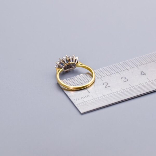 18K Gold Sapphire and Diamond Ring