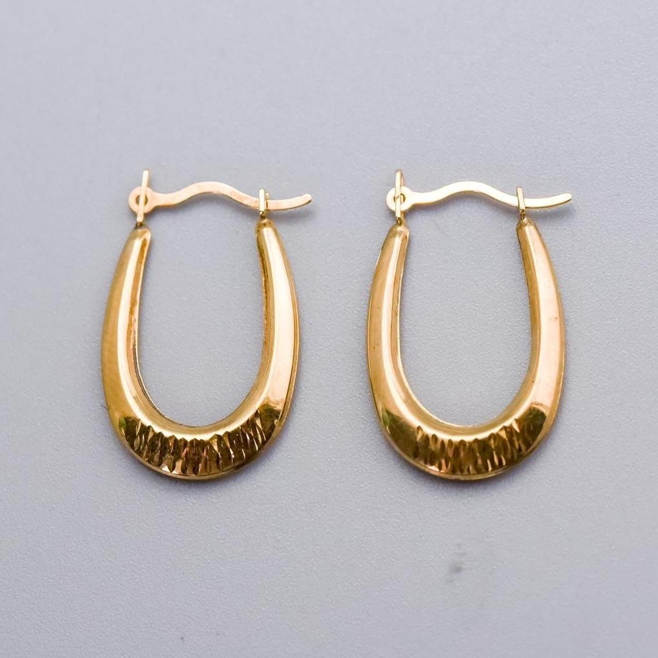 9K Gold Oval Hoop Earrings
