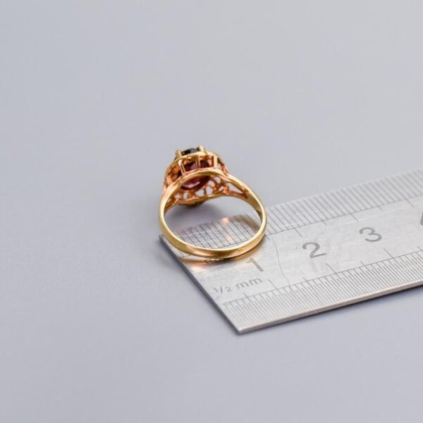 9K Gold Garnet Ring