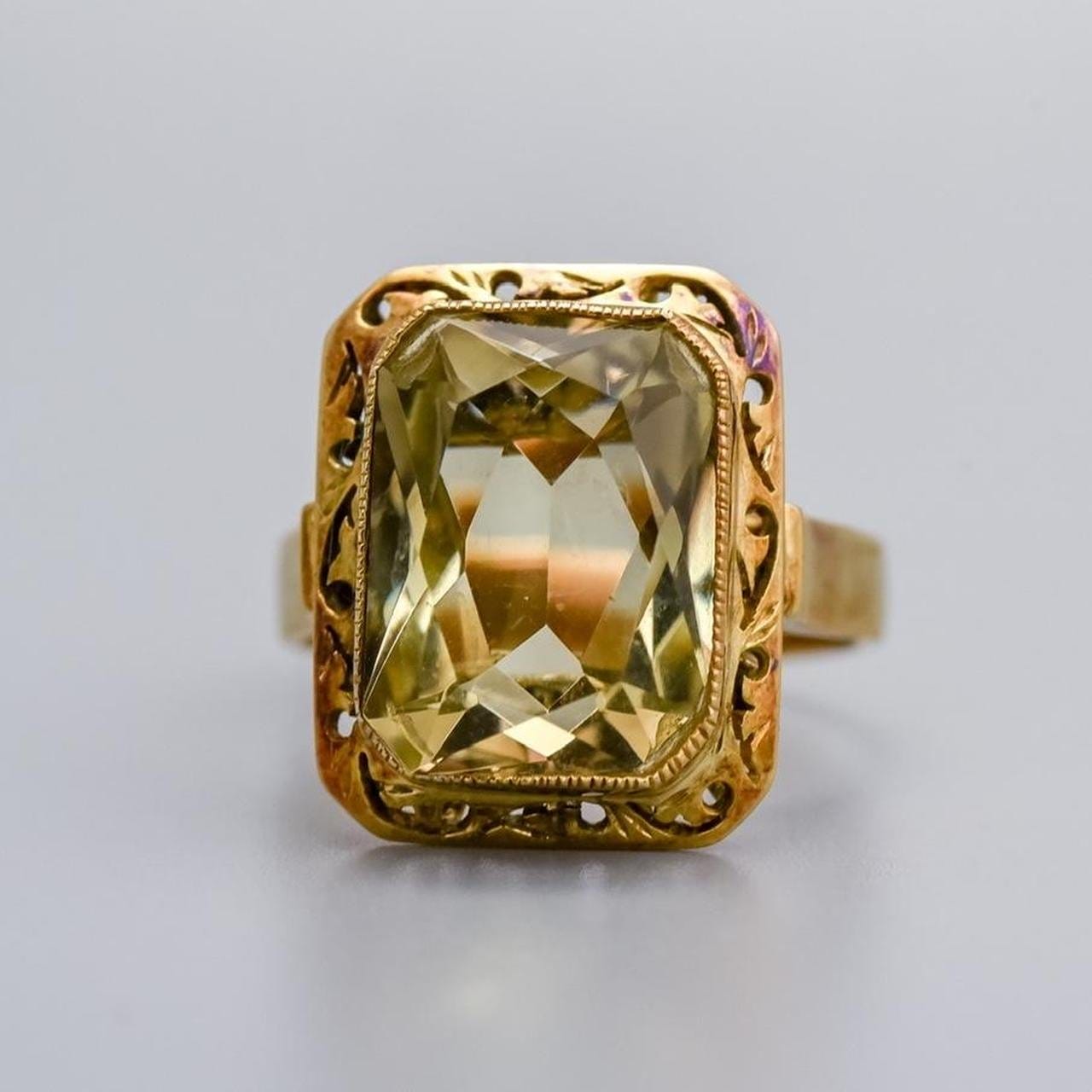 14K Gold Citrine Ring