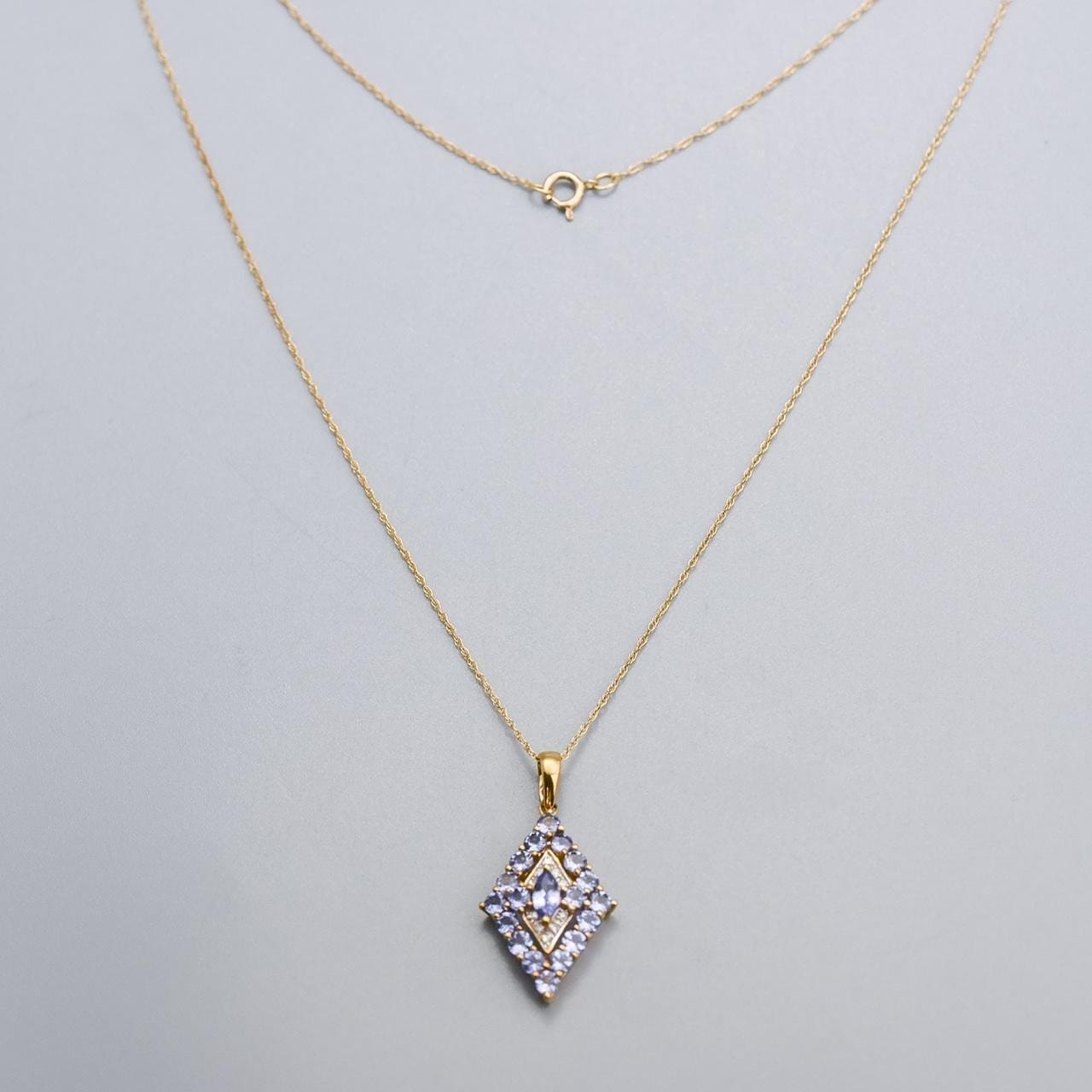 9K Gold Tanzanite Pendant Necklace