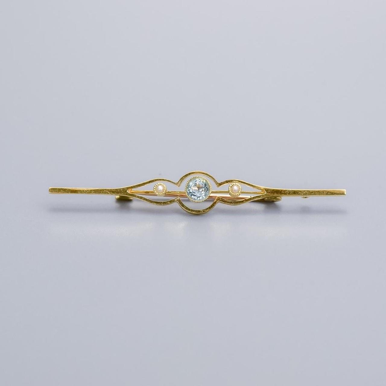 15K Gold Aquamarine Brooch