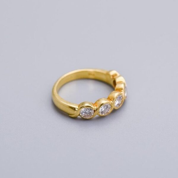 18K Gold Five Diamond Ring