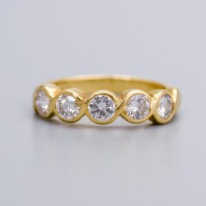 18K Gold Five Diamond Ring