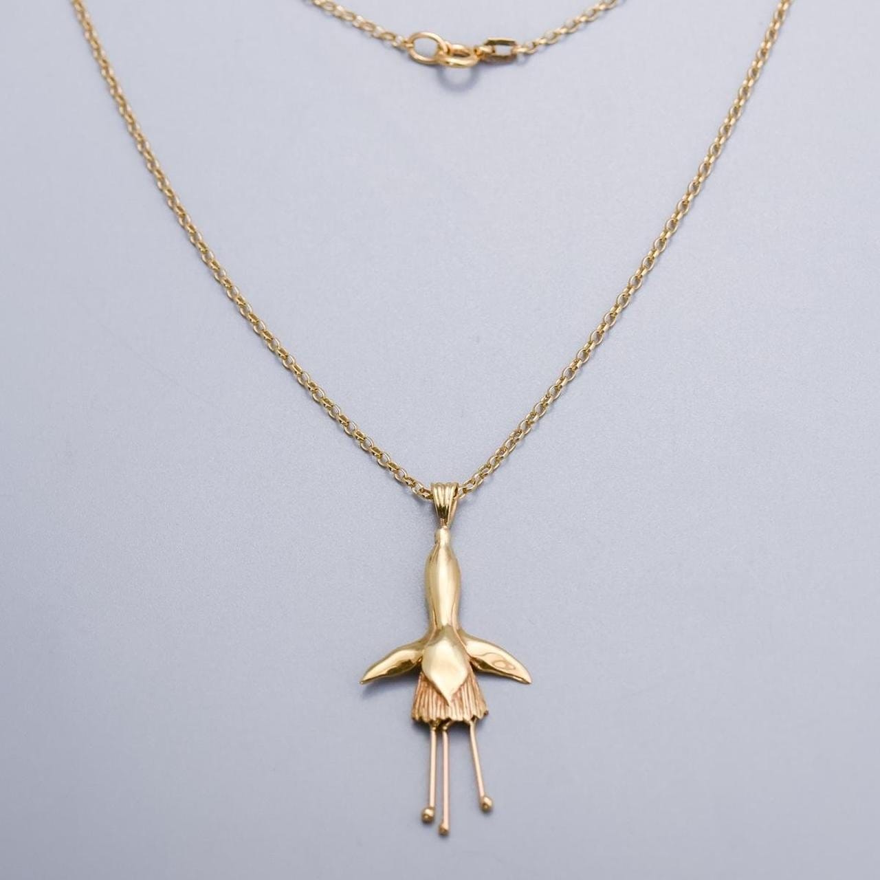 9K Gold Fuchsia Pendant Necklace