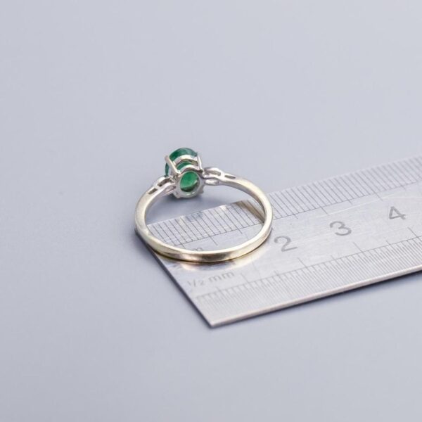 10K White Gold Emerald Ring