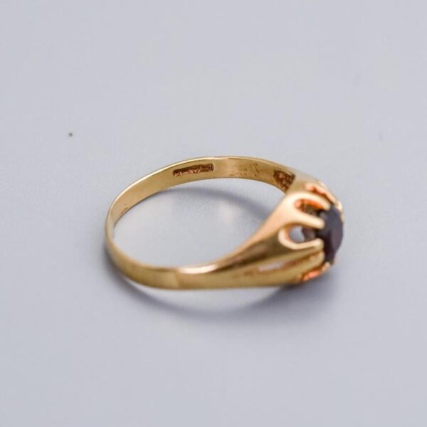 9K Gold Red Garnet Ring