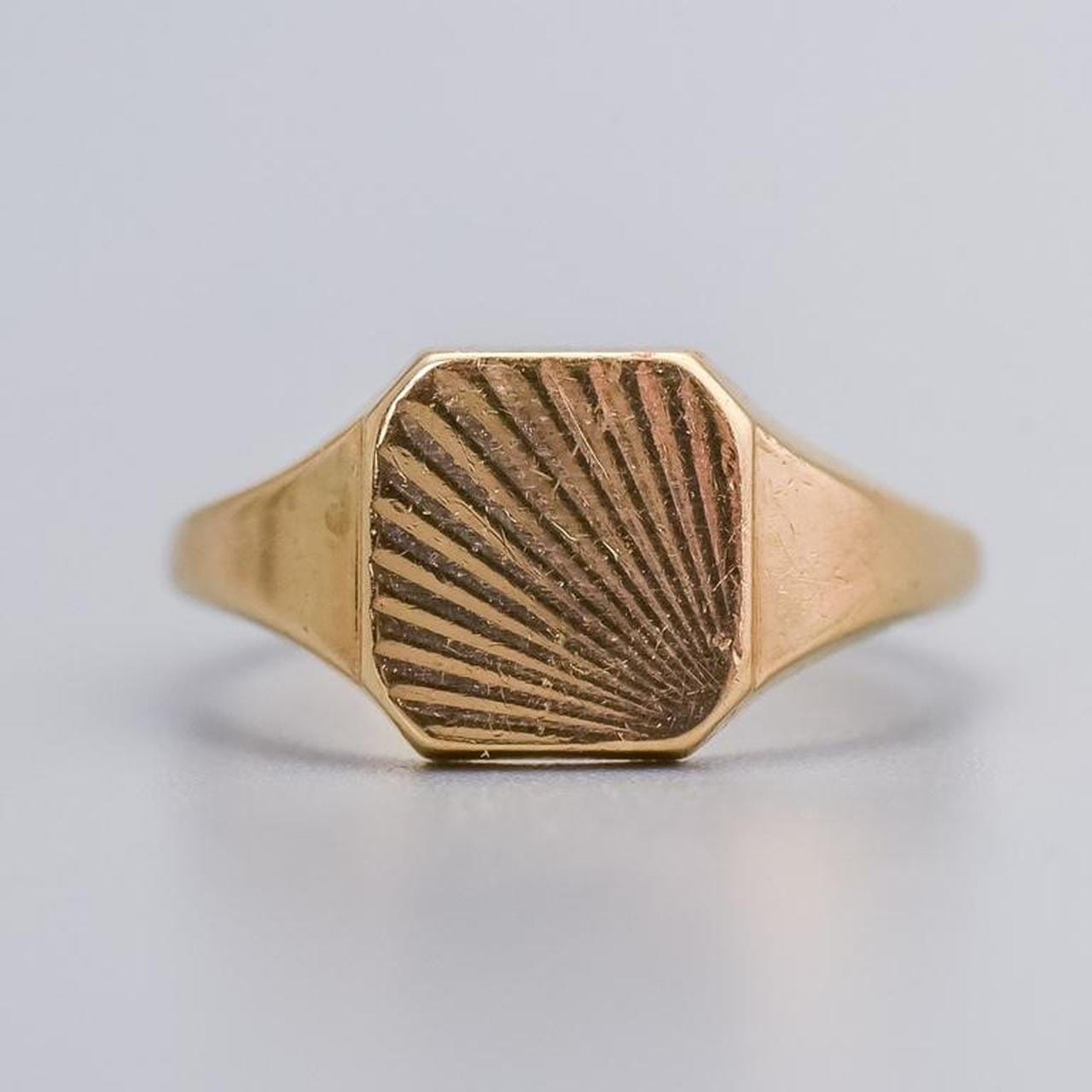 9K Gold Square Signet Ring