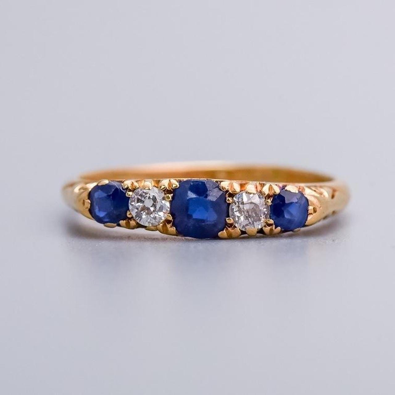18K Gold Antique Sapphire and Diamond Ring