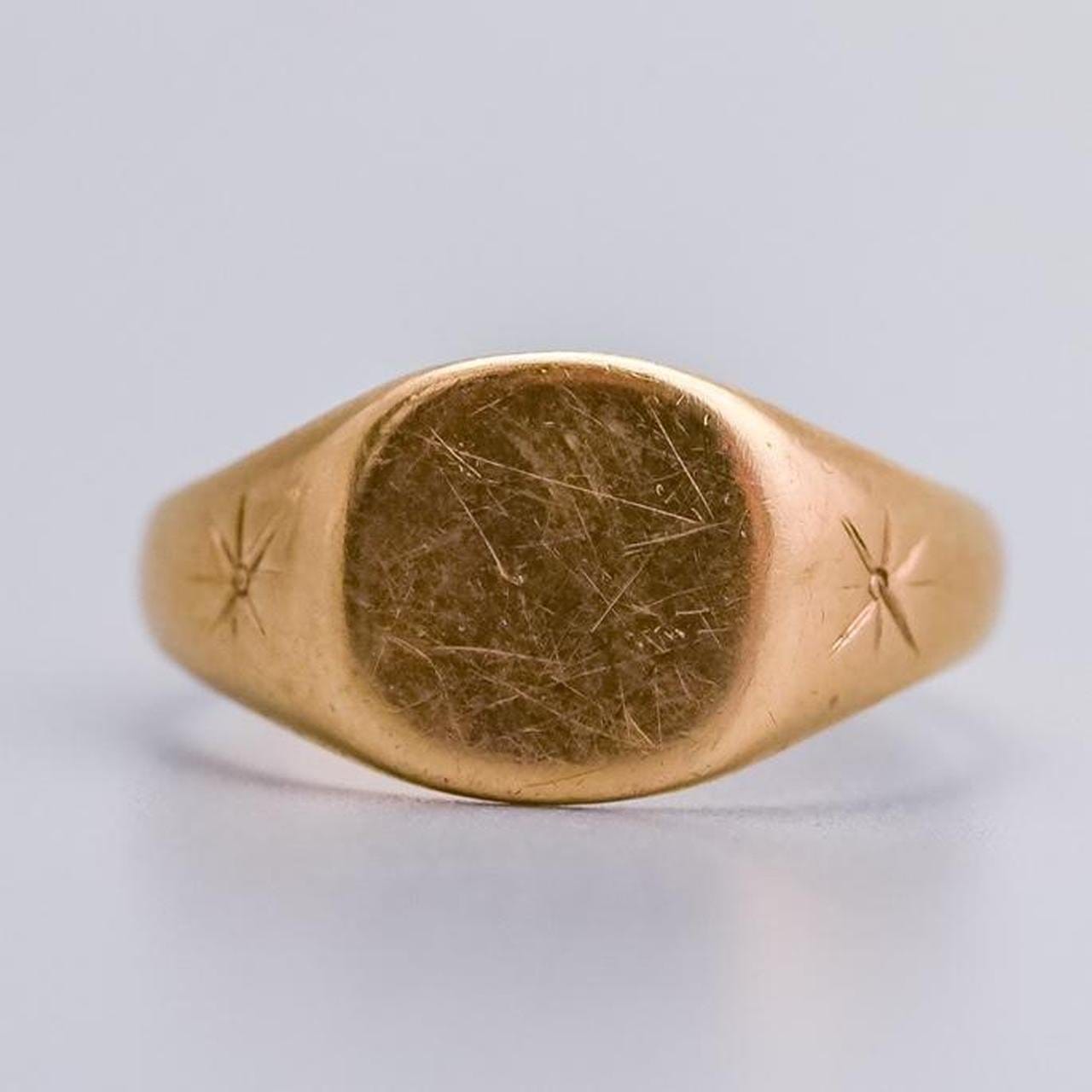 9K Gold Signet Ring