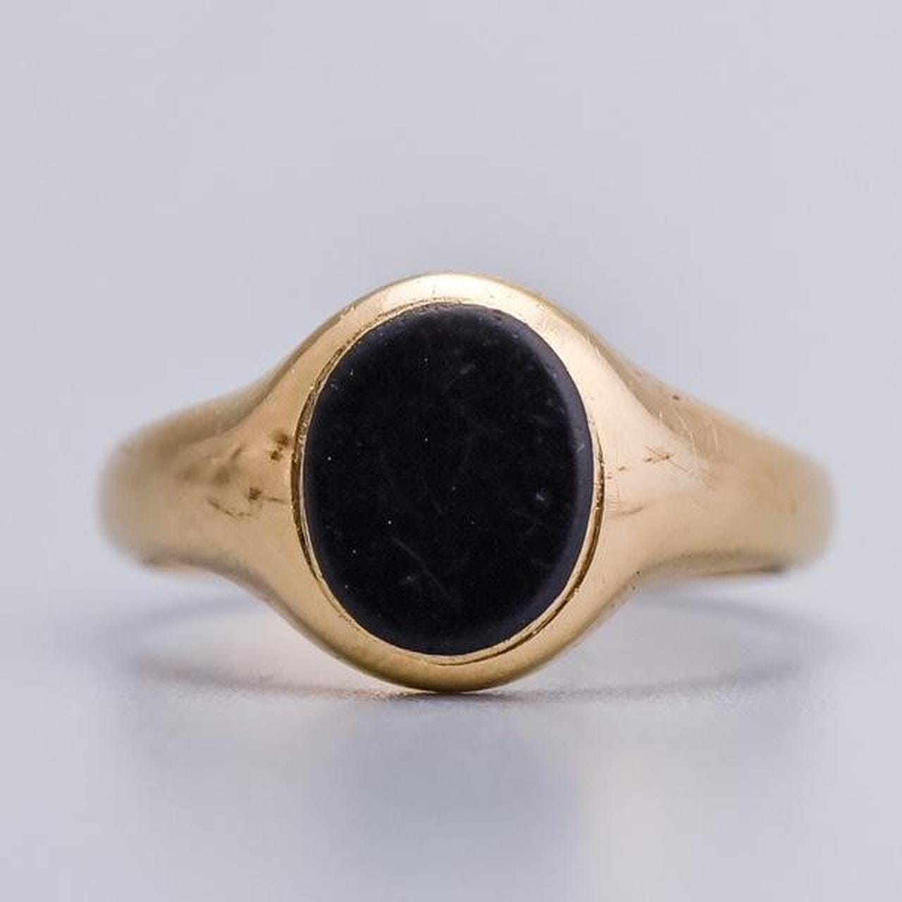 9K Gold Onyx Signet Ring
