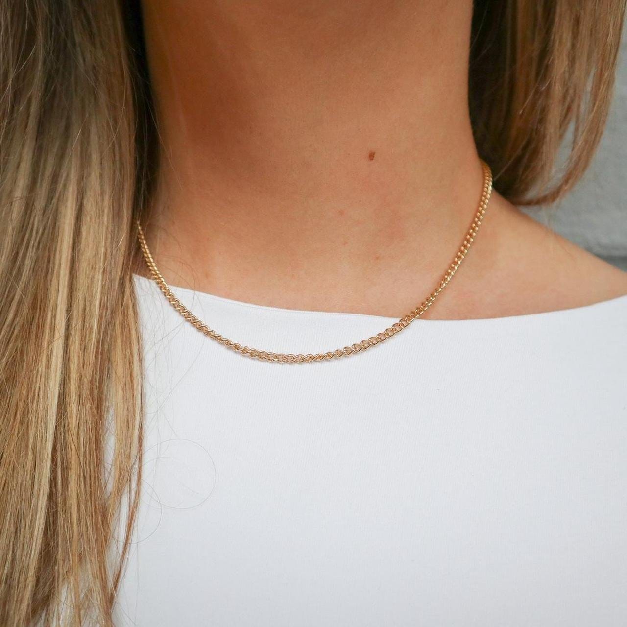 9K Gold Fine Curb Chain Necklace