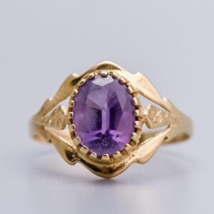 9K Gold Amethyst Ring