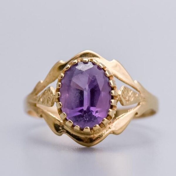 9K Gold Amethyst Ring