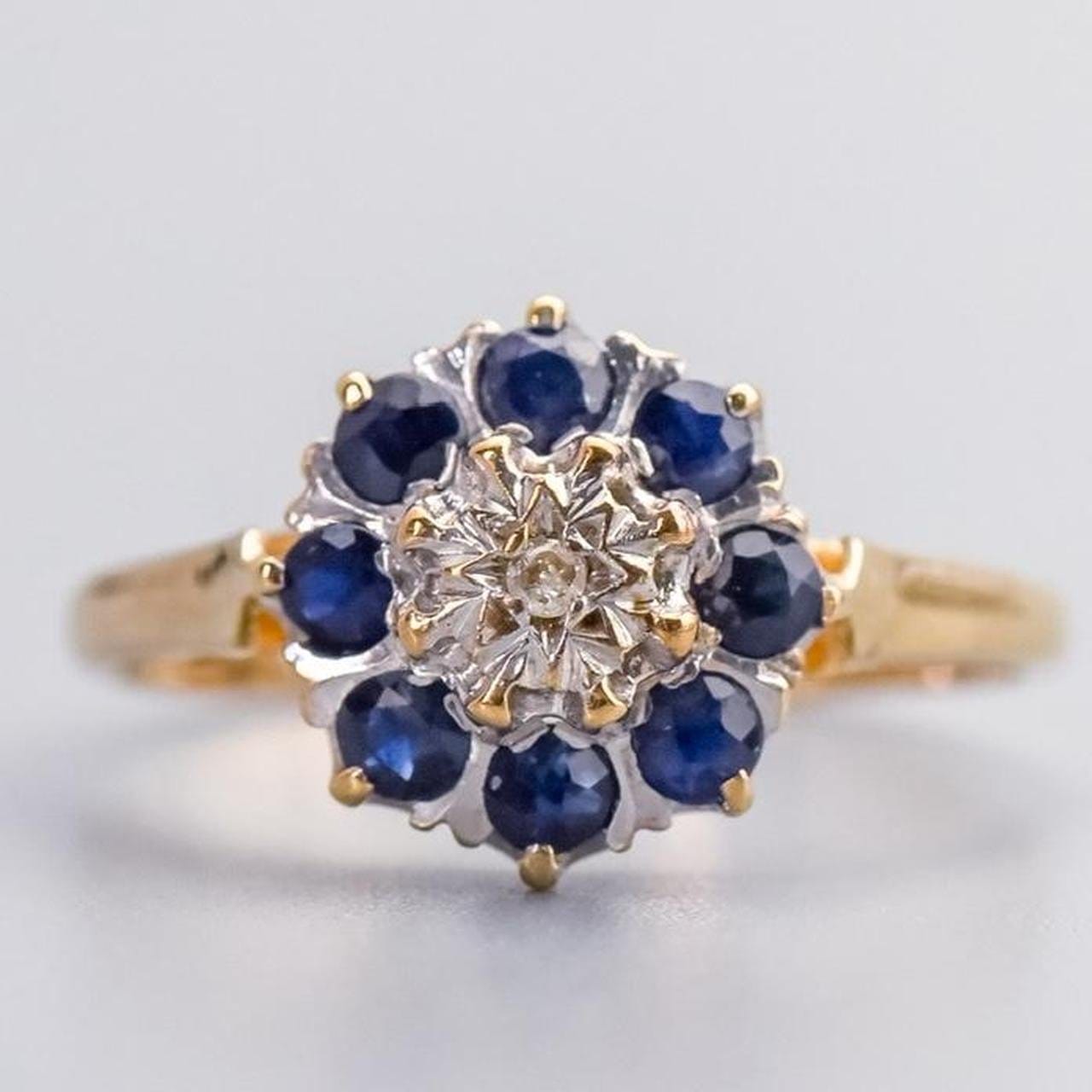 9K Gold Sapphire & Diamond Cluster Ring