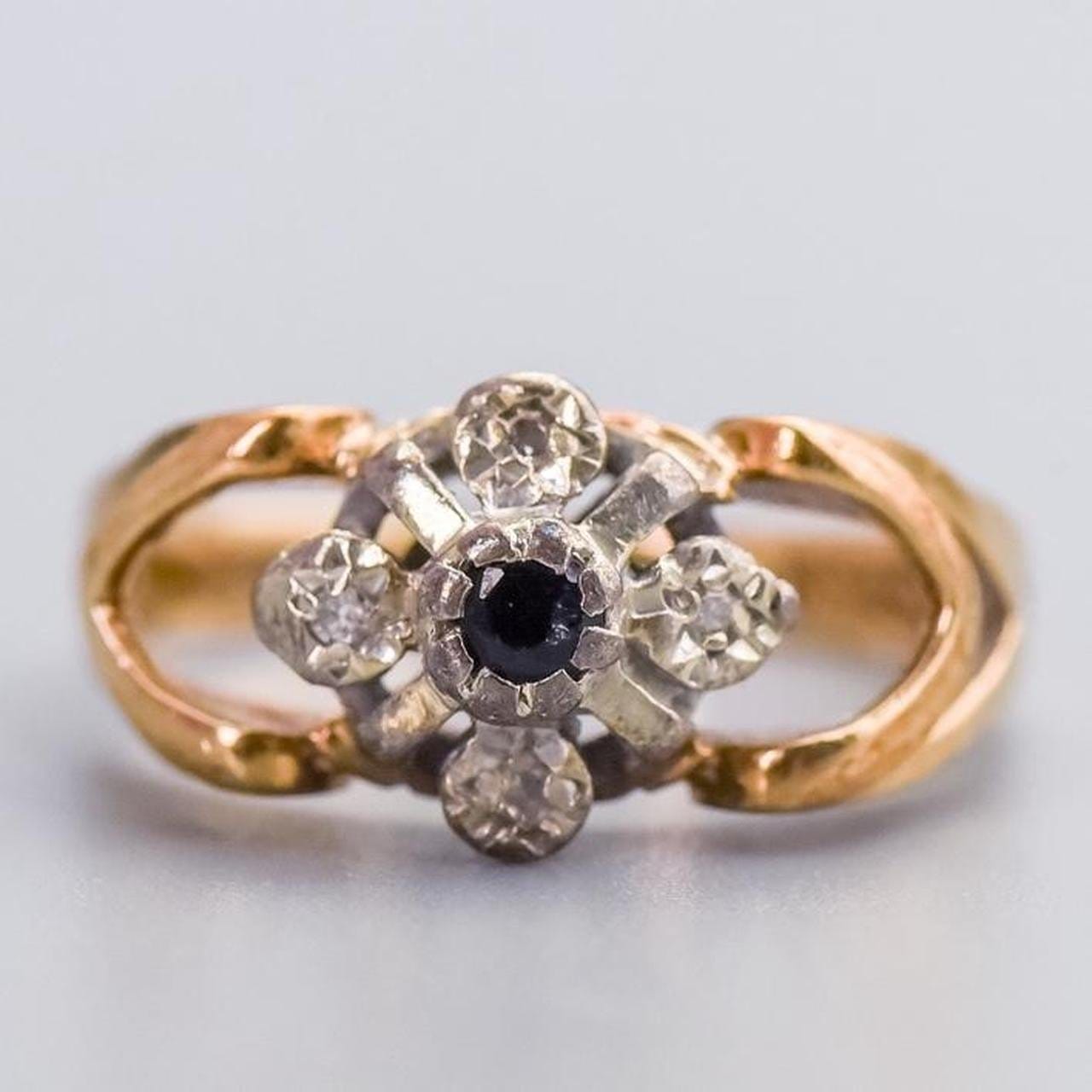 9K Gold Sapphire & Diamond Ring