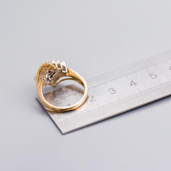 9K Gold Diamond Cluster Ring