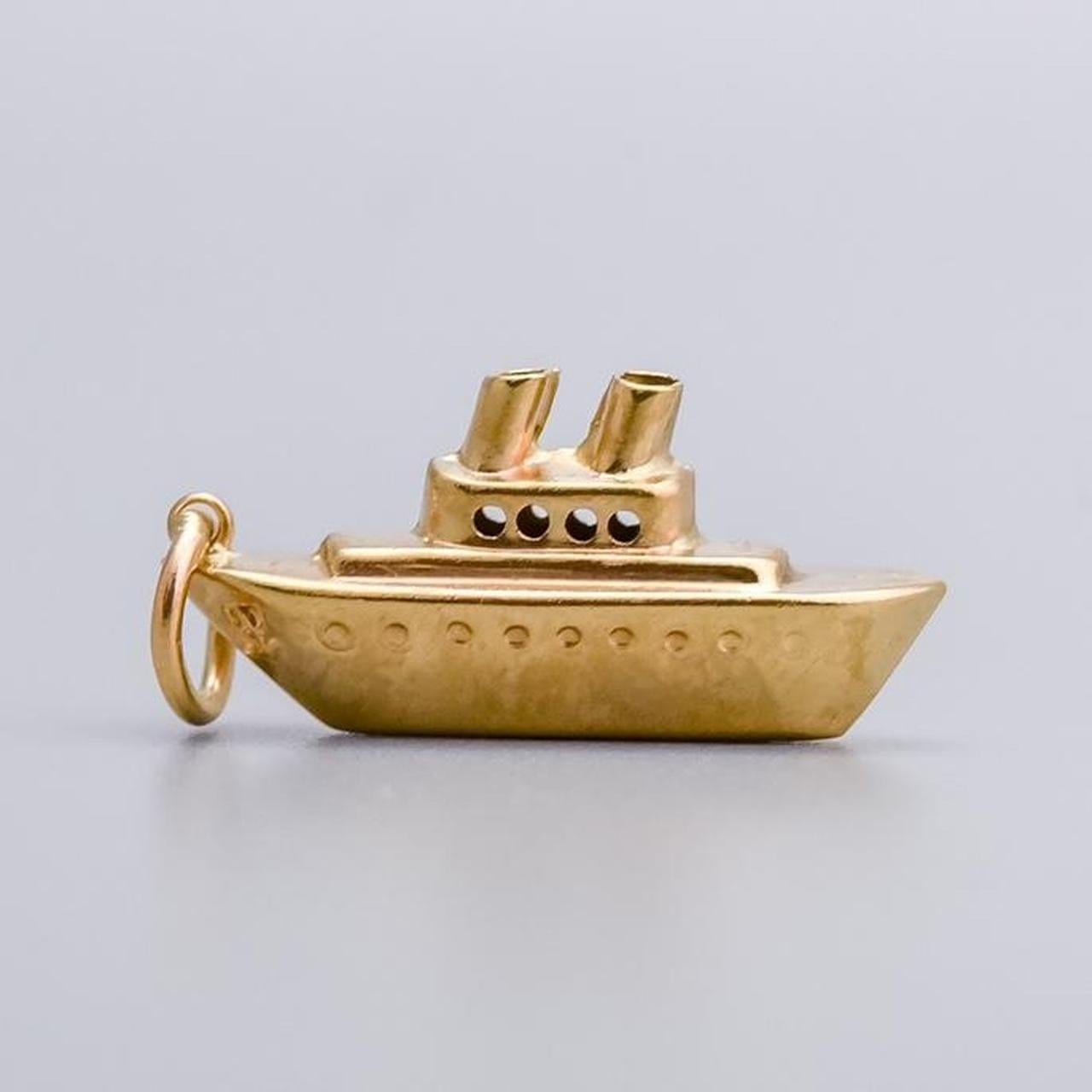 9K Gold Ship Charm