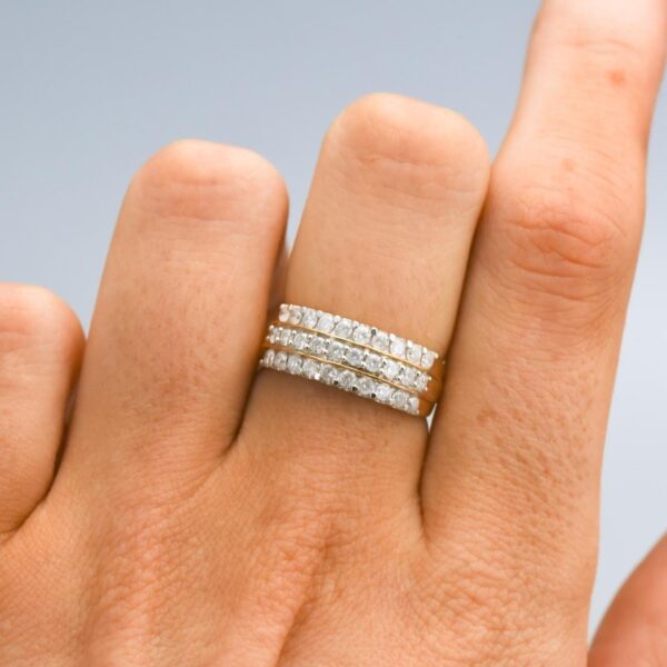 9K Gold Diamond Cluster Ring