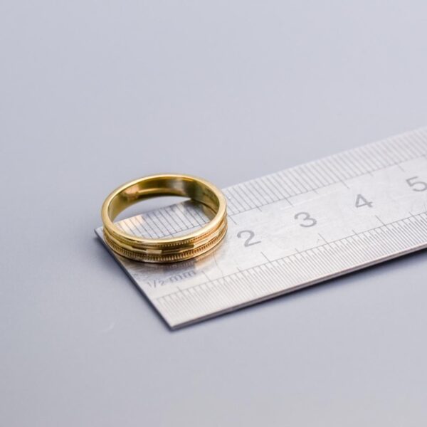 9K Gold Patterned Band