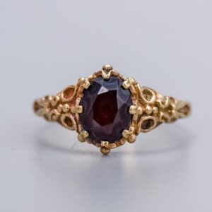 9K Gold Red Garnet Ring