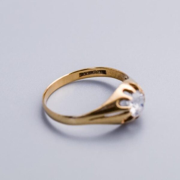 9K Gold CZ Ring