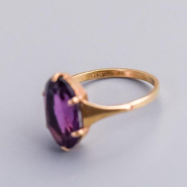 9K Gold Amethyst Ring