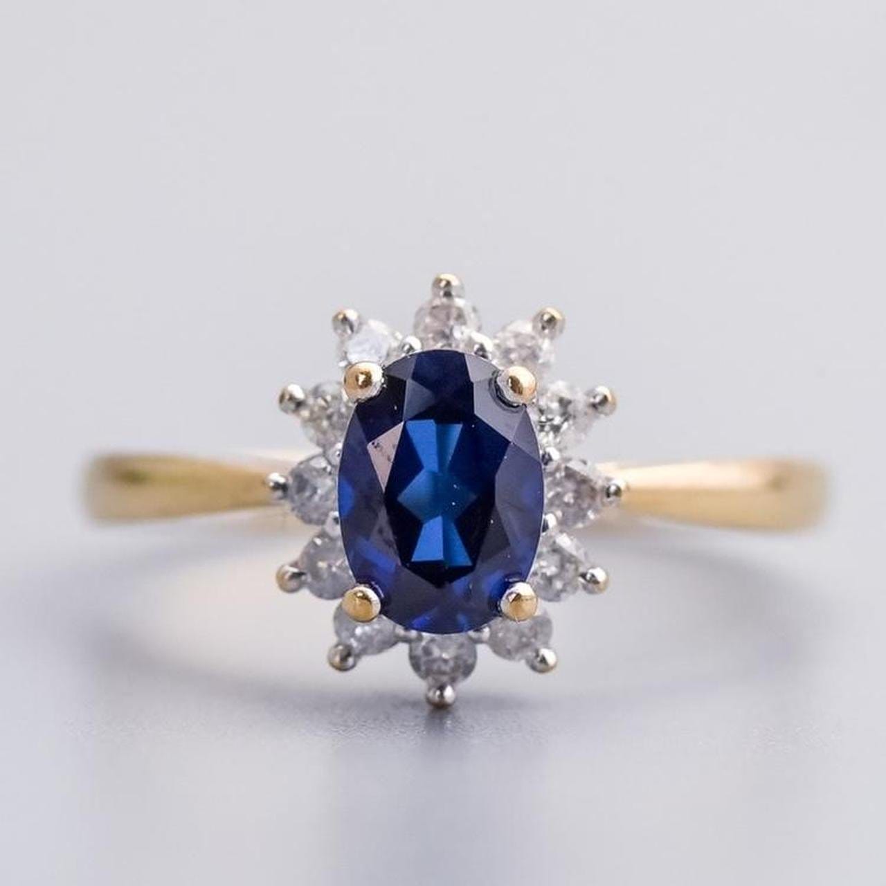 9K Gold Sapphire & Diamond Cluster Ring