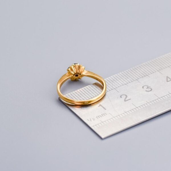 18K Gold Sapphire and Diamond Ring