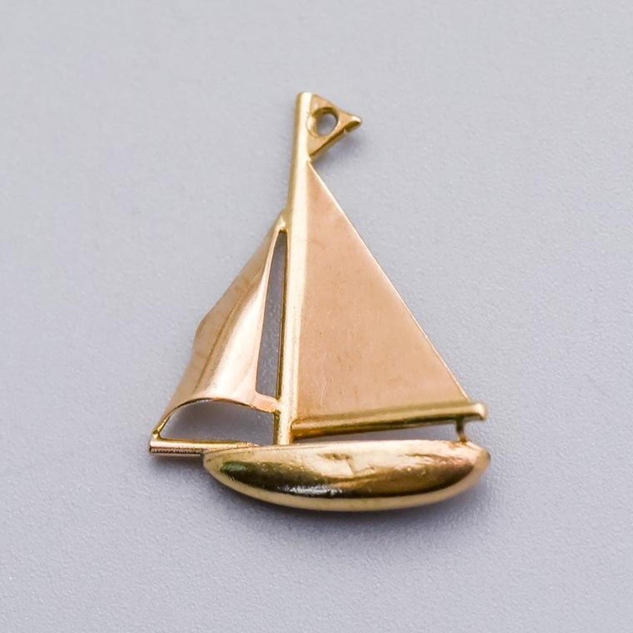 9K Gold Sailboat Pendant