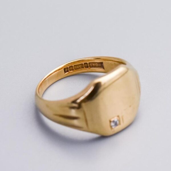9K Gold Diamond Signet Ring