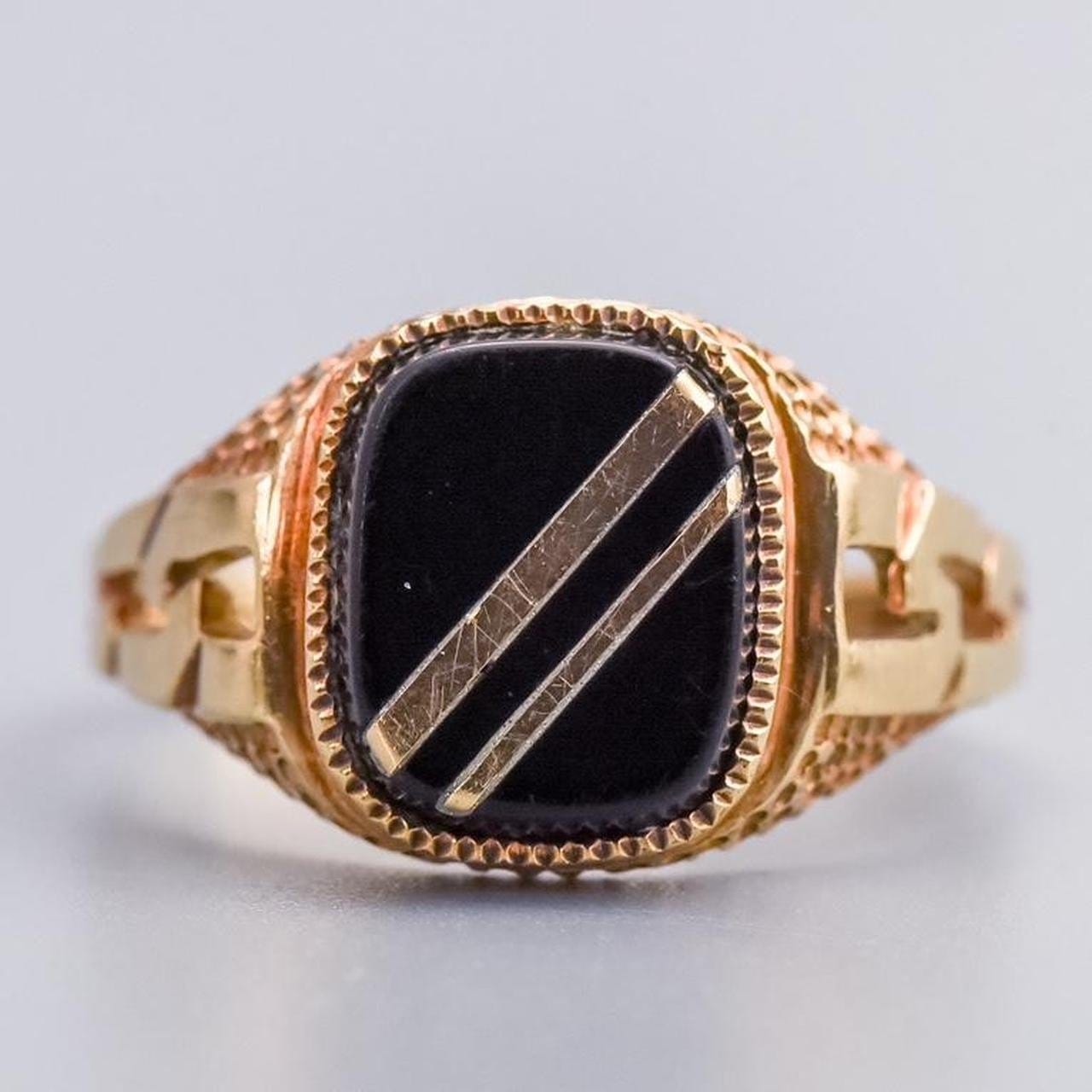 9K Gold Striped Onyx Signet Ring