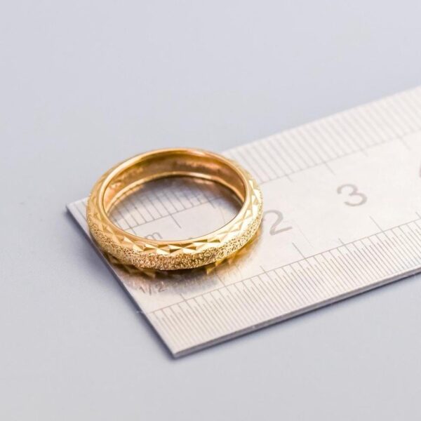 9K Gold Textured Band
