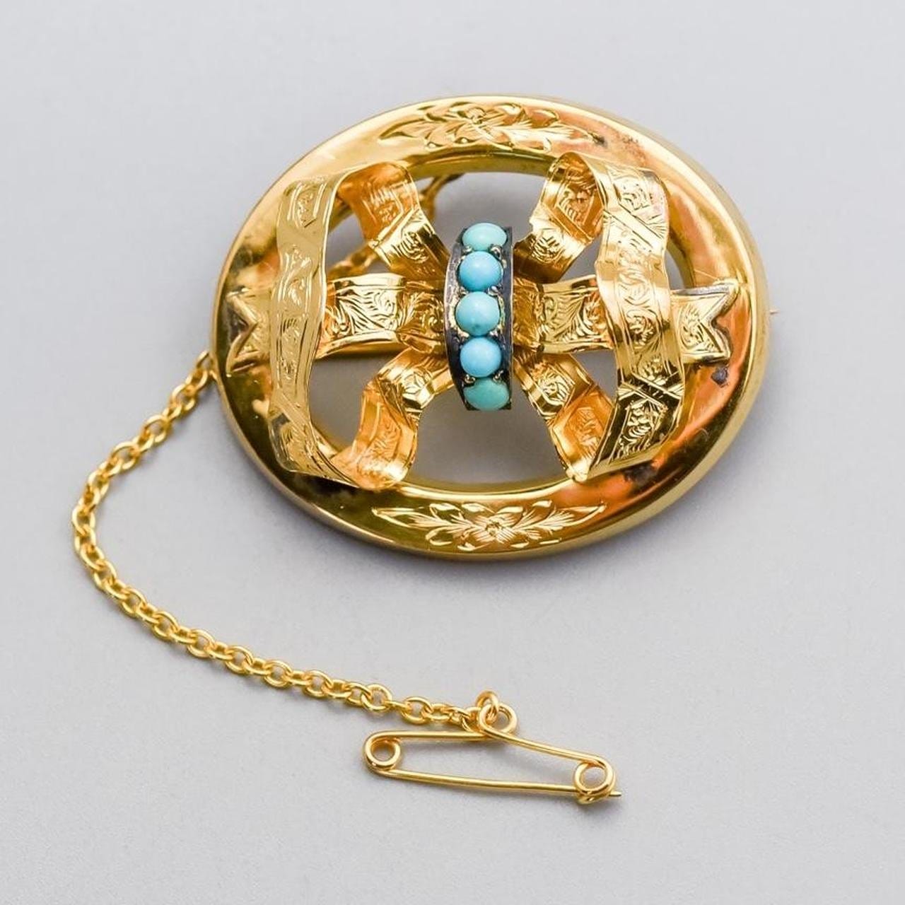 9K Gold Victorian Ribbon Brooch