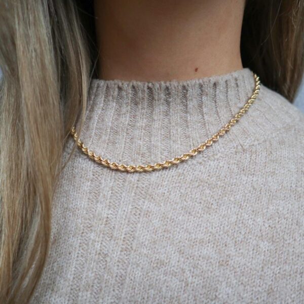 9K Gold Rope Chain Necklace