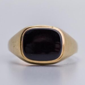 9K Gold Onyx Signet Ring
